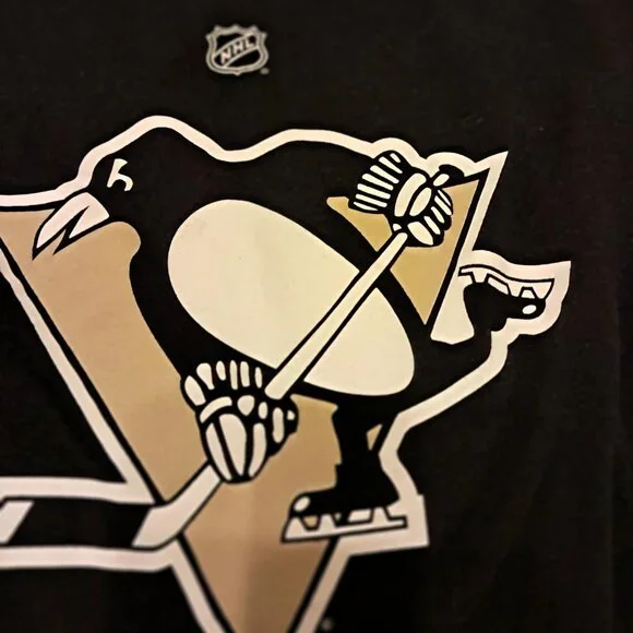 Reebok Pittsburgh Penguins Logo T-Shirt, Black, Size Large - Picture 2 of 4